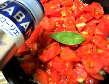トマトソース　調理④