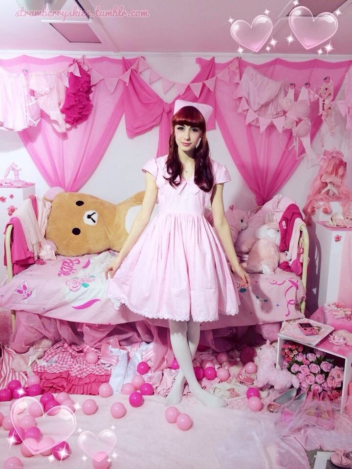 ただいま開催中です ピンクの可愛い写真 イベント Tomoのピンク姫 装飾作品部屋