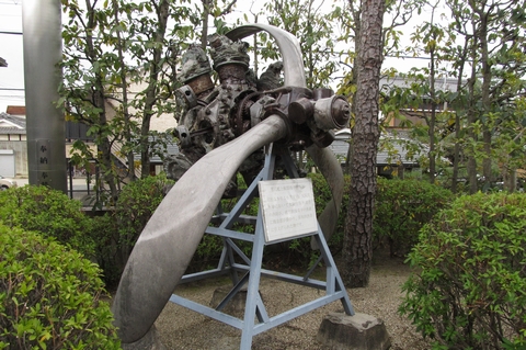 岸和田沖で引き揚げられた「栄」エンジン